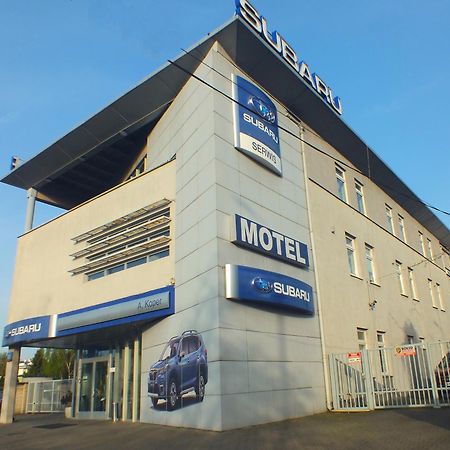 Motel Subaru Varsóvia Exterior foto