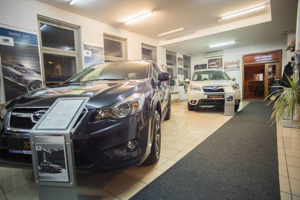 Motel Subaru Varsóvia Exterior foto